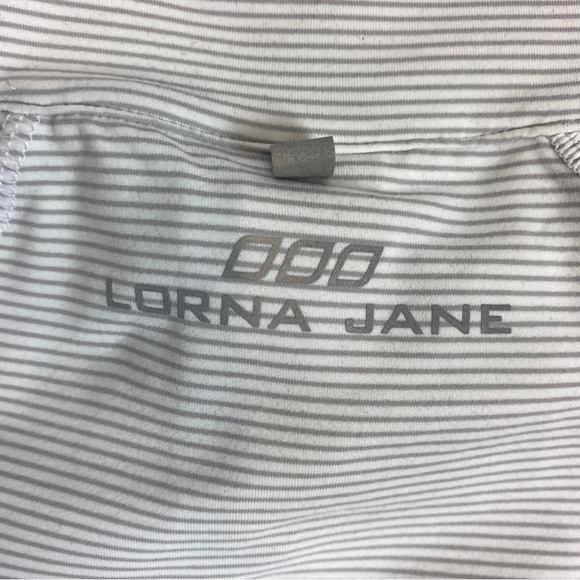 NEW Lorna Jane Unwind Zip Through Activewear Top XS Quick Dry Thumb Holes NWT - Picture 8 of 14